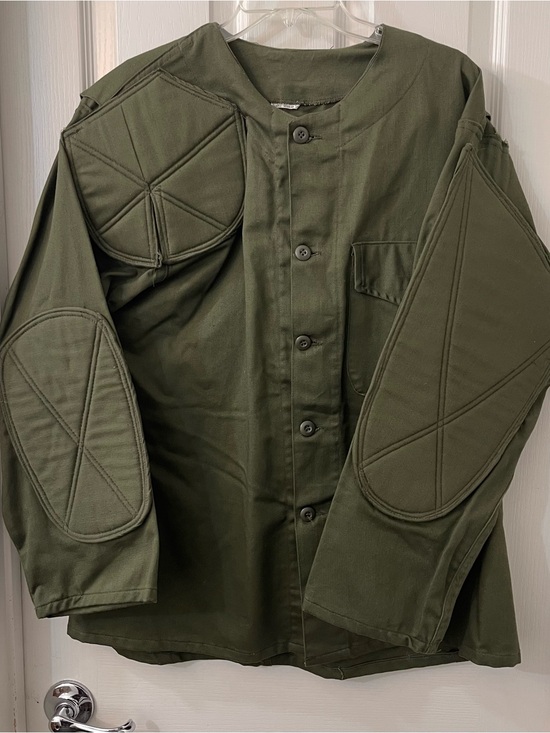 U.S. Military Other - Military Coat/Jacket Liner - Rifle Practice - Army Green.  Mens: X-Large.